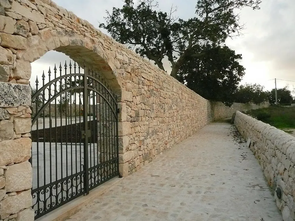 Hotel Casa Ciomod Modica 2*,